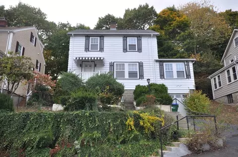 37 Hastings Ln, Medford, MA 02155