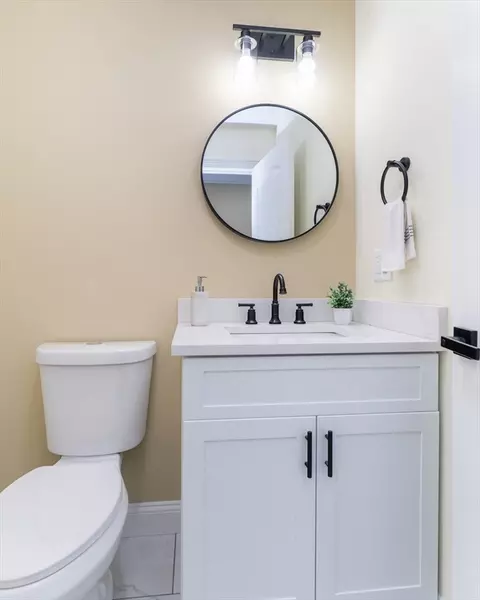 4079 Pleasant St, Palmer, MA 01069 photo 16