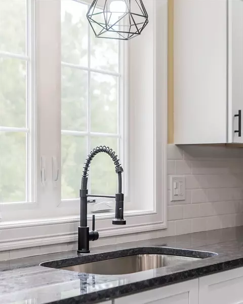 4079 Pleasant St, Palmer, MA 01069 photo 7