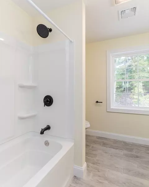 4079 Pleasant St, Palmer, MA 01069 photo 24