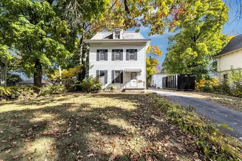 54 Oak St, Boston, MA 02136