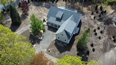 6 Monomoy Ln, Orleans, MA 02653