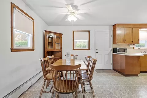 Dining - 236 Ash St, Gardner, MA 01440 photo 1 of 3