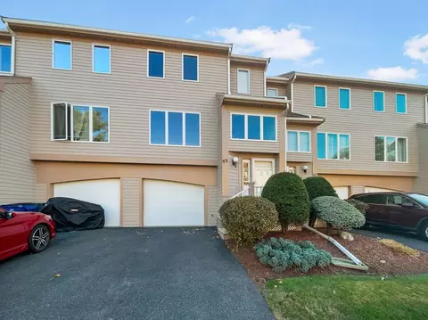 89 Standish Rd #89, Revere, MA 02151