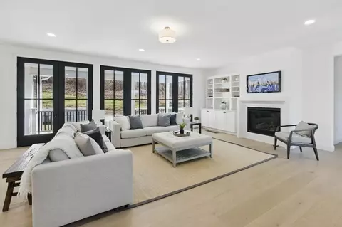 173 Miles River Rd, Hamilton, MA 01982