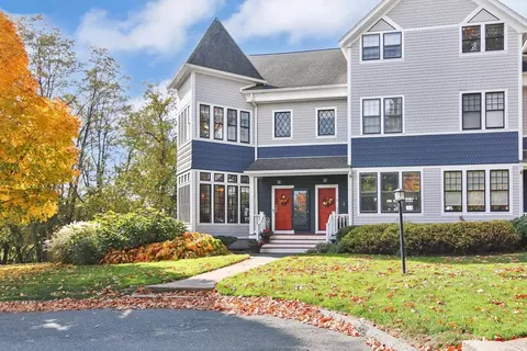 16 Crescent Hl #9, Springfield, MA 01105 photo 4