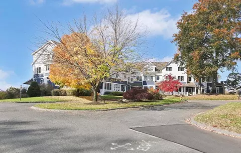 16 Crescent Hl #9, Springfield, MA 01105 photo 3