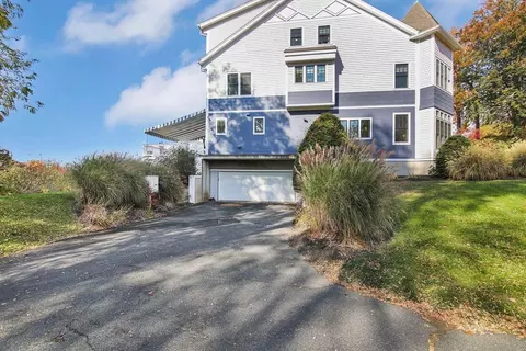 16 Crescent Hl #9, Springfield, MA 01105 photo 6