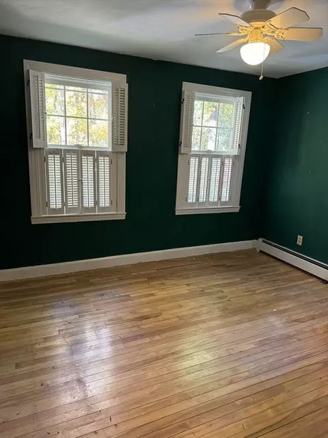 Bedroom - 5 Westview Rd, Worcester, MA 01602 photo 2 of 3