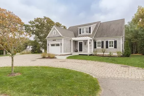 55 Youngs Rd, Chatham, MA 02633