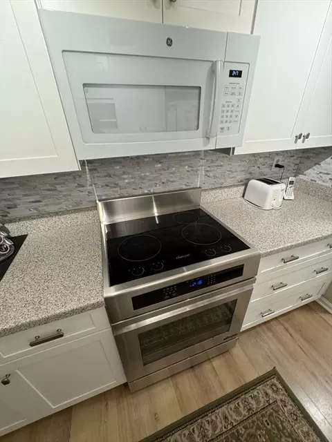 3 Beals Cove Rd #H, Hingham, MA 02043 photo 3