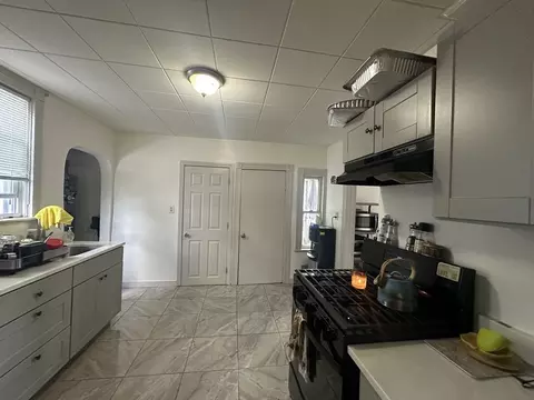 65 Foster St, Everett, MA 02149 photo 30