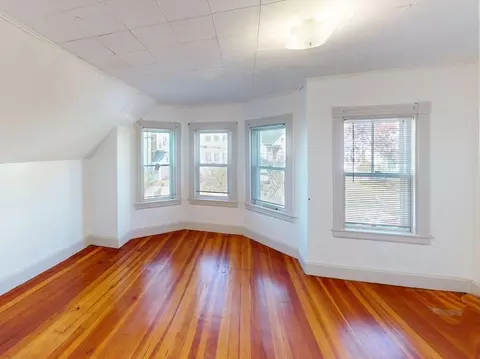 65 Foster St, Everett, MA 02149 photo 6