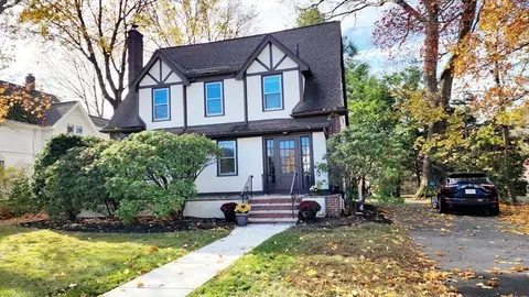 113 Dedham Ave, Needham, MA 02492 photo 20
