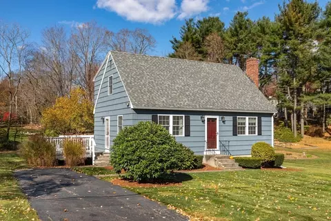 Exterior - 6 Beth Rd, Franklin, MA 02038 photo 2 of 9