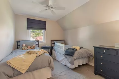 Bedroom - 6 Beth Rd, Franklin, MA 02038 photo 4 of 5