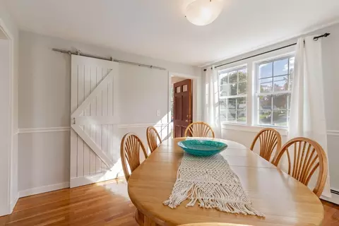 Dining - 6 Beth Rd, Franklin, MA 02038 photo 2 of 2