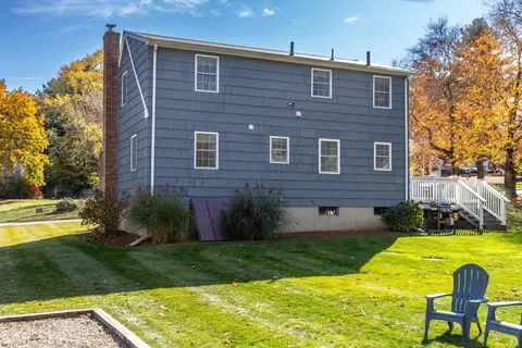Exterior - 6 Beth Rd, Franklin, MA 02038 photo 6 of 9