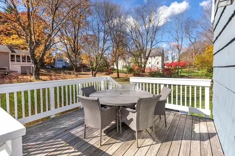 Exterior - 6 Beth Rd, Franklin, MA 02038 photo 5 of 9