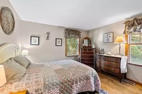 Bedroom - 737 Old Barnstable Rd, Mashpee, MA 02649 photo 1 of 5