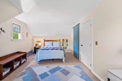 Bedroom - 737 Old Barnstable Rd, Mashpee, MA 02649 photo 4 of 5