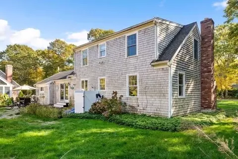 Exterior - 737 Old Barnstable Rd, Mashpee, MA 02649 photo 4 of 4