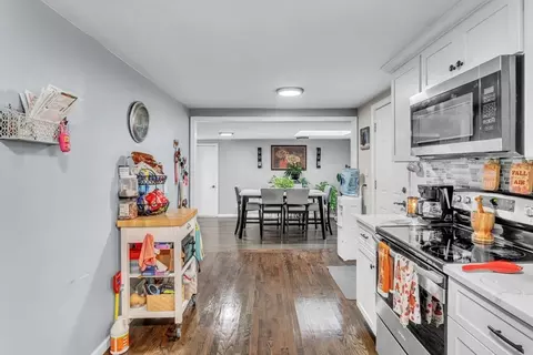 56 Winding Ln, Springfield, MA 01118 photo 10