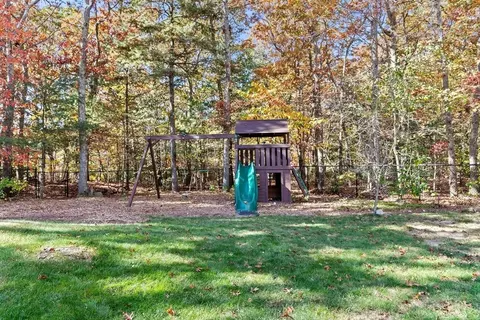 Exterior - 36 Foundry Rd, Sharon, MA 02067 photo 5 of 5