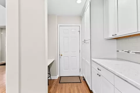 Entry Way - 36 Foundry Rd, Sharon, MA 02067 photo 2 of 4