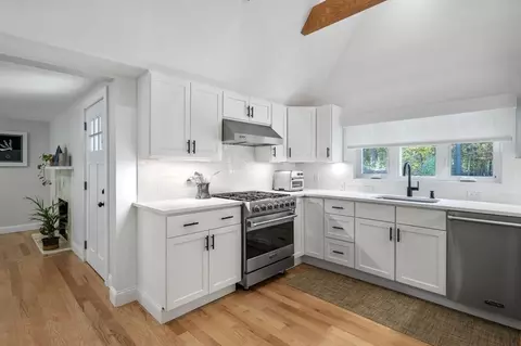 Entry Way - 135 Cutler Rd, Hamilton, MA 01982 photo 1 of 1