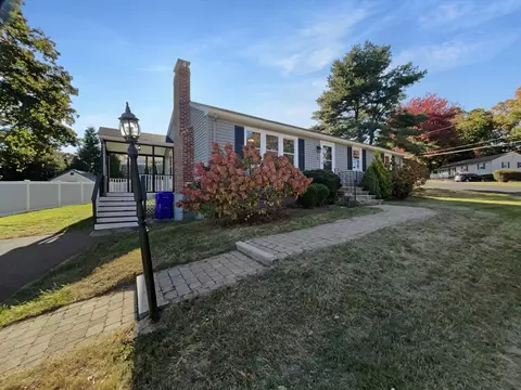 14 Edgewood Dr, Milford, MA 01757