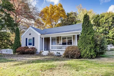 91 Benson St, Whitman, MA 02382