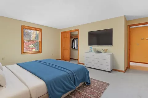 Bedroom - 8 Bumpy Ln, Methuen, MA 01844 photo 4 of 6