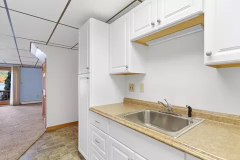 Kitchen - 8 Bumpy Ln, Methuen, MA 01844 photo 5 of 5