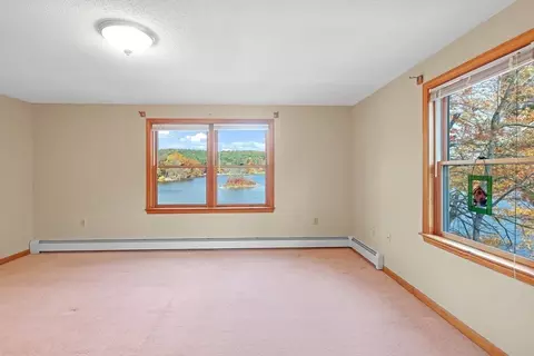 Bedroom - 8 Bumpy Ln, Methuen, MA 01844 photo 2 of 6