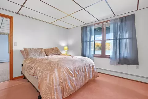 Bedroom - 8 Bumpy Ln, Methuen, MA 01844 photo 6 of 6