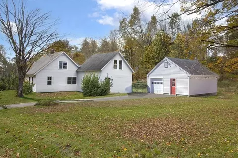 54 S Union St, Plainfield, MA 01070 photo 2