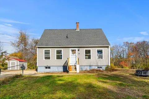 19 Hall St, Winchendon, MA 01475