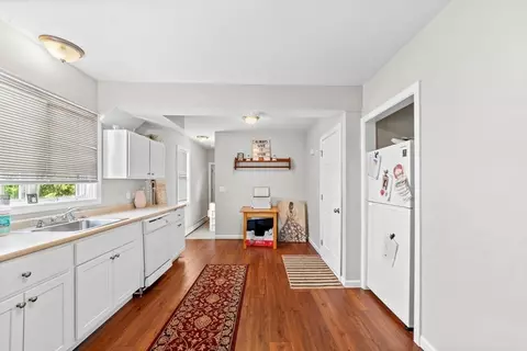 31 Calhoun Ave, Everett, MA 02149 photo 7