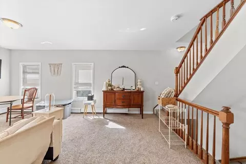 31 Calhoun Ave, Everett, MA 02149 photo 5