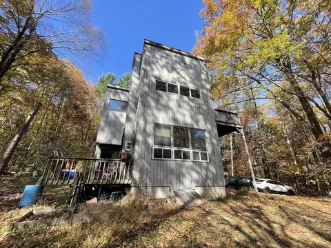 23 Deer Run Ln, Charlemont, MA 01339
