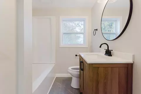 Bath - 28 Thompson Rd, Webster, MA 01570 photo 1 of 5
