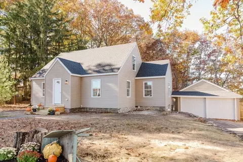 Exterior - 28 Thompson Rd, Webster, MA 01570 photo 4 of 5