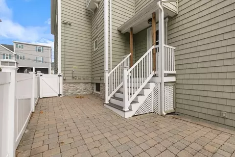 28 Hillside Ave, Everett, MA 02149 photo 40