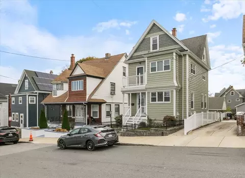 28 Hillside Ave, Everett, MA 02149 photo 4