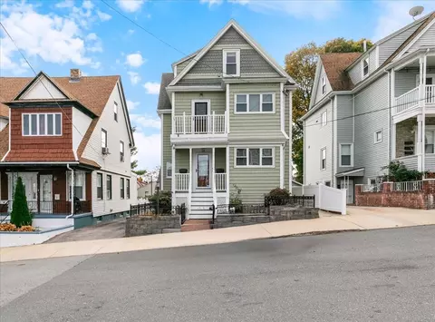 28 Hillside Ave, Everett, MA 02149 photo 2