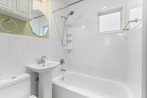 28 Hillside Ave, Everett, MA 02149 photo 34