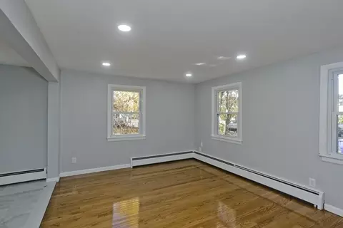 37 Wilber St, Springfield, MA 01104 photo 12