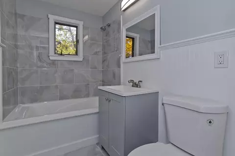 37 Wilber St, Springfield, MA 01104 photo 21