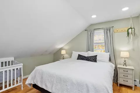 Bedroom - 66 Dawson Rd, Worcester, MA 01602 photo 3 of 4